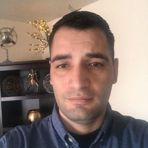 Meet your Posher, Thomas